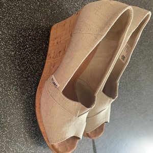 Tom’s wedge shoes